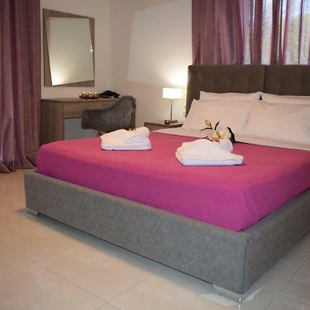 Studio Holiday Kalamata Apartment Екстериор снимка