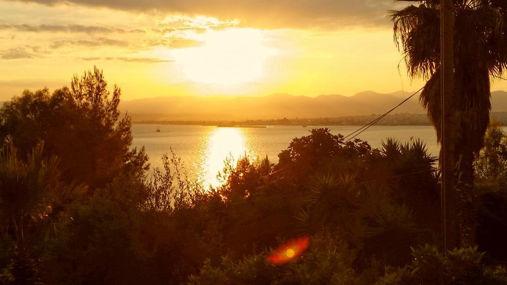 Studio Holiday Kalamata Apartment Екстериор снимка