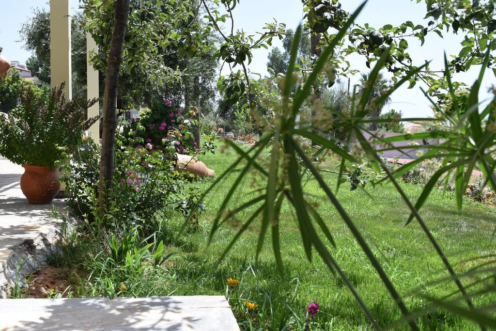 Studio Holiday Kalamata Apartment Екстериор снимка