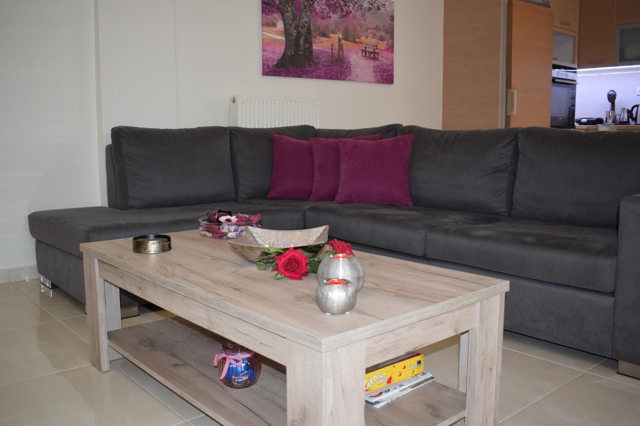 Studio Holiday Kalamata Apartment Екстериор снимка